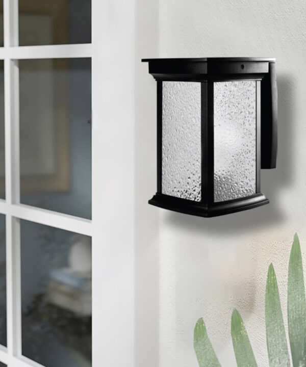 چراغ دیواری