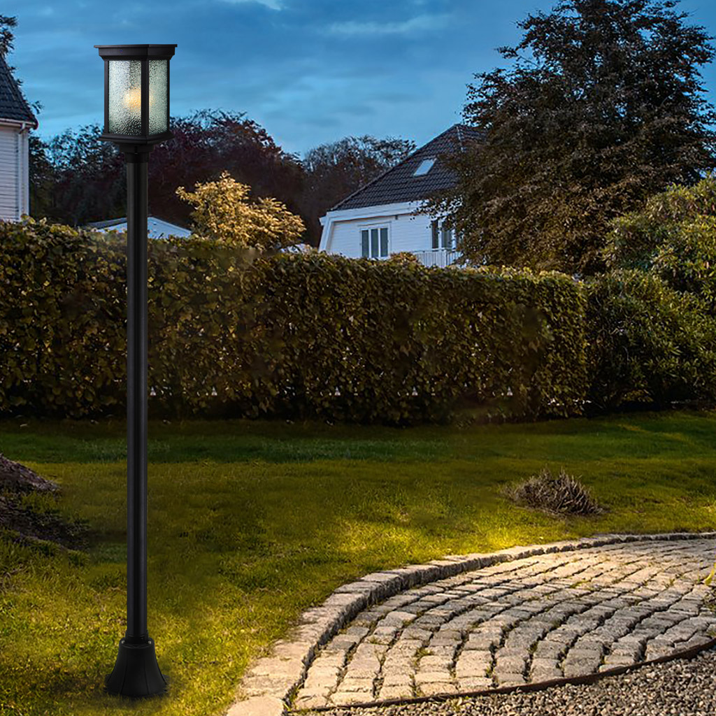 6 چراغ حیاطی ایستاده